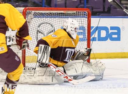 Thumbnail 1 in Christian Brothers vs DeSmet Jesuit (Challenge Cup Final) photogallery.