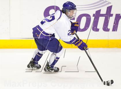 Thumbnail 2 in Christian Brothers vs DeSmet Jesuit (Challenge Cup Final) photogallery.