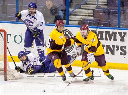 Thumbnail 2 in Christian Brothers vs DeSmet Jesuit (Challenge Cup Final) photogallery.