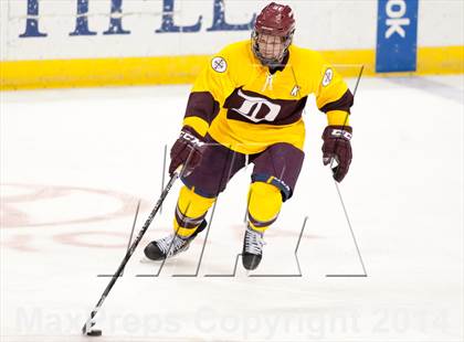 Thumbnail 2 in Christian Brothers vs DeSmet Jesuit (Challenge Cup Final) photogallery.