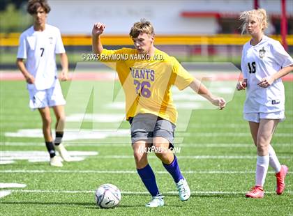Thumbnail 2 in Daleville vs Marion photogallery.