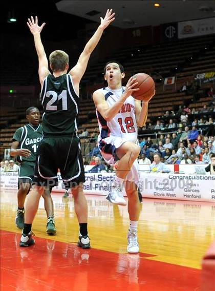 Thumbnail 3 in Liberty vs. Garces (CIF CS D2 Final) photogallery.