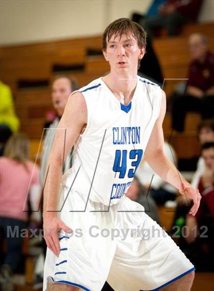 Thumbnail 2 in Cooper vs Clinton Co. (Lloyd Memorial Tournament) photogallery.