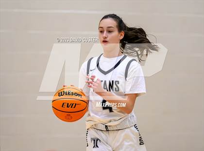 Thumbnail 3 in Oakton @ Dominion photogallery.