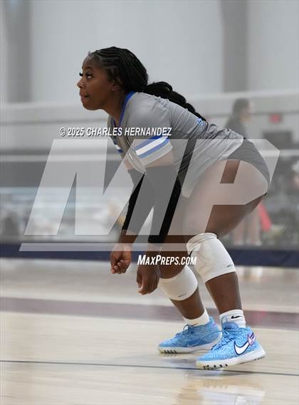 Thumbnail 2 in Centennial vs. Bowie (Legends Invitational) photogallery.