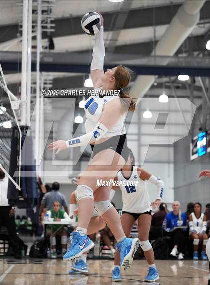 Thumbnail 1 in Centennial vs. Bowie (Legends Invitational) photogallery.