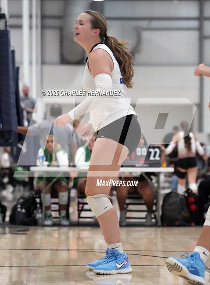 Thumbnail 3 in Centennial vs. Bowie (Legends Invitational) photogallery.