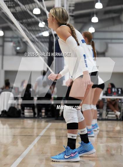Thumbnail 3 in Centennial vs. Bowie (Legends Invitational) photogallery.