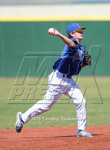 Thumbnail 2 in Reno @ Manogue photogallery.
