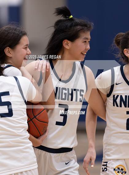 Thumbnail 2 in Menlo School vs. Notre Dame (CCS D4 semifinal) photogallery.