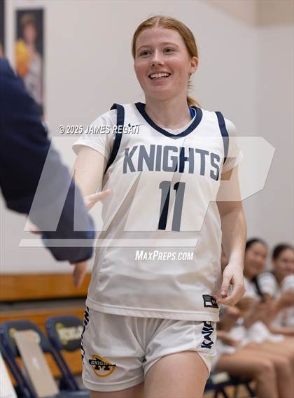 Thumbnail 3 in Menlo School vs. Notre Dame (CCS D4 semifinal) photogallery.