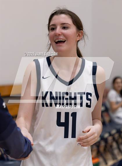 Thumbnail 3 in Menlo School vs. Notre Dame (CCS D4 semifinal) photogallery.