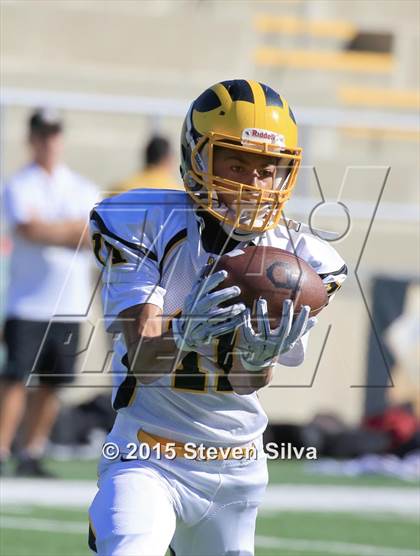 Thumbnail 3 in Bonita Vista vs. Mission Bay (CIF SDS D3 Final) photogallery.