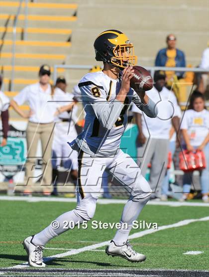 Thumbnail 1 in Bonita Vista vs. Mission Bay (CIF SDS D3 Final) photogallery.