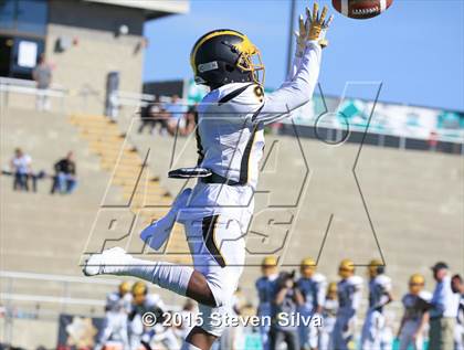 Thumbnail 2 in Bonita Vista vs. Mission Bay (CIF SDS D3 Final) photogallery.
