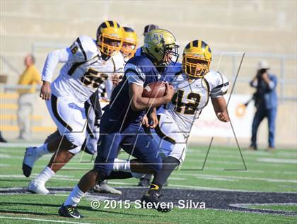 Thumbnail 2 in Bonita Vista vs. Mission Bay (CIF SDS D3 Final) photogallery.