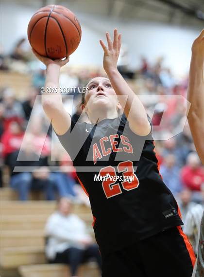 Thumbnail 1 in Amanda-Clearcreek vs. Johnstown-Monroe (OHSAA D5 District Final) photogallery.