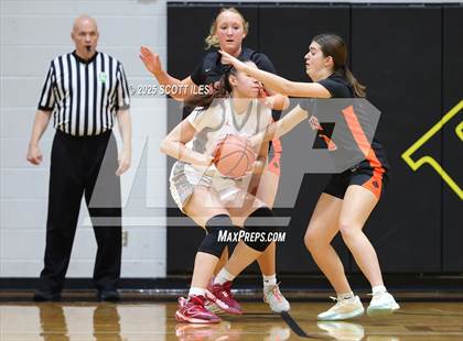 Thumbnail 3 in Amanda-Clearcreek vs. Johnstown-Monroe (OHSAA D5 District Final) photogallery.