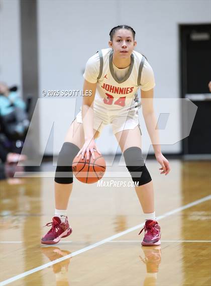 Thumbnail 1 in Amanda-Clearcreek vs. Johnstown-Monroe (OHSAA D5 District Final) photogallery.