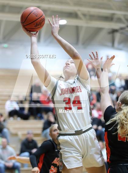 Thumbnail 2 in Amanda-Clearcreek vs. Johnstown-Monroe (OHSAA D5 District Final) photogallery.