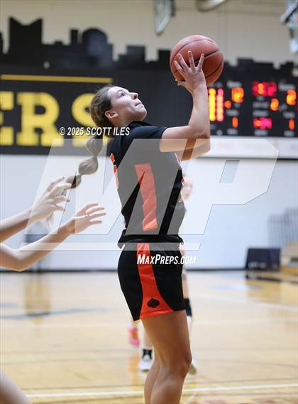 Thumbnail 1 in Amanda-Clearcreek vs. Johnstown-Monroe (OHSAA D5 District Final) photogallery.