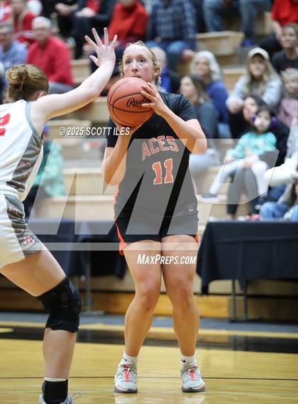 Thumbnail 3 in Amanda-Clearcreek vs. Johnstown-Monroe (OHSAA D5 District Final) photogallery.