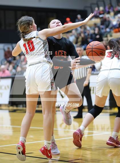 Thumbnail 1 in Amanda-Clearcreek vs. Johnstown-Monroe (OHSAA D5 District Final) photogallery.