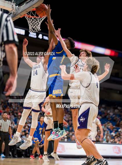 Thumbnail 3 in Boerne vs Washington (UIL 4A Basketball Semifinal) photogallery.