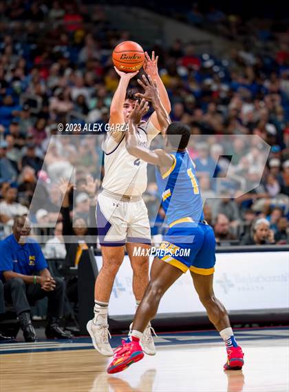 Thumbnail 2 in Boerne vs Washington (UIL 4A Basketball Semifinal) photogallery.
