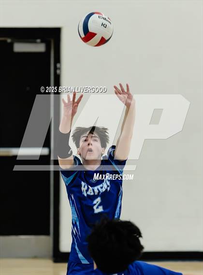 Thumbnail 3 in Riverdale Ridge vs. Cherry Creek photogallery.