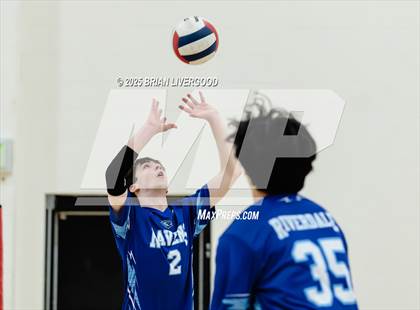 Thumbnail 2 in Riverdale Ridge vs. Cherry Creek photogallery.