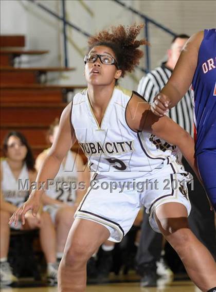 Thumbnail 3 in Oroville vs. Yuba City (Lady Bulldog Holiday Classic) photogallery.