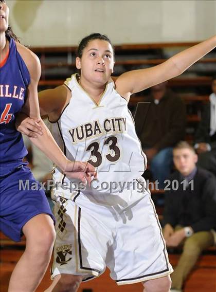Thumbnail 2 in Oroville vs. Yuba City (Lady Bulldog Holiday Classic) photogallery.