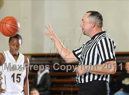 Thumbnail 2 in Oroville vs. Yuba City (Lady Bulldog Holiday Classic) photogallery.