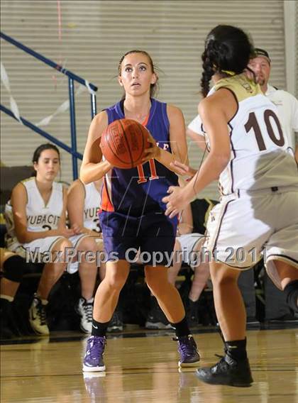 Thumbnail 1 in Oroville vs. Yuba City (Lady Bulldog Holiday Classic) photogallery.