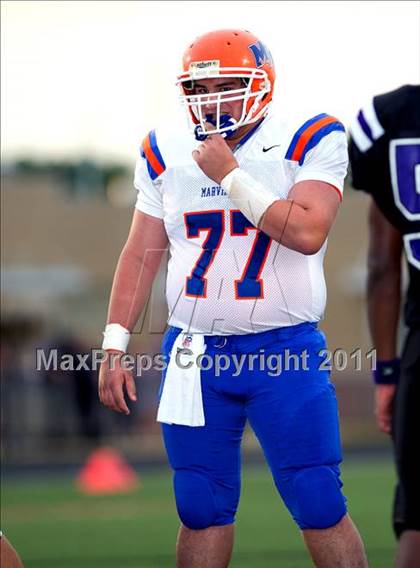 Thumbnail 2 in Ardrey Kell vs. Marvin Ridge photogallery.