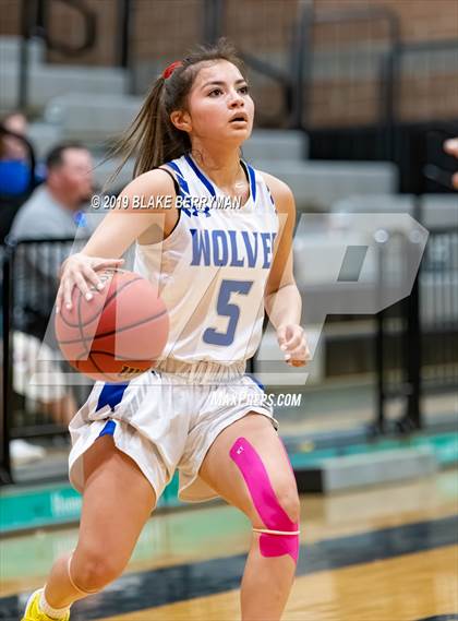 Thumbnail 3 in Chaparral vs. Chandler photogallery.