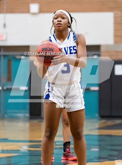 Thumbnail 2 in Chaparral vs. Chandler photogallery.