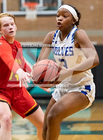 Thumbnail 3 in Chaparral vs. Chandler photogallery.