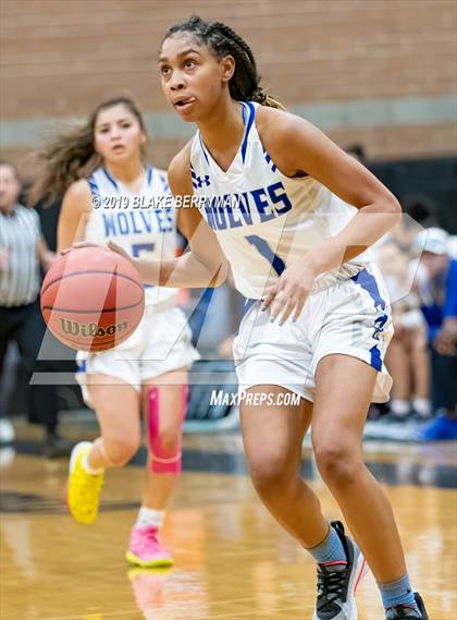 Thumbnail 3 in Chaparral vs. Chandler photogallery.