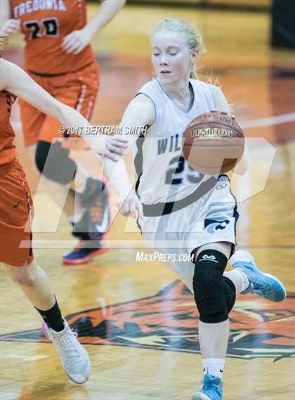 Thumbnail 2 in Fredonia @ Depew (Section 6 Class B Semifinal) photogallery.