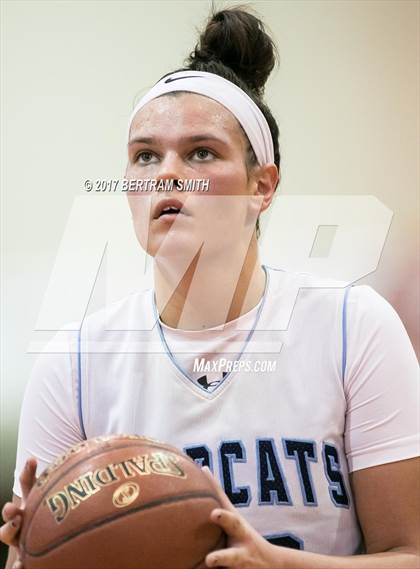 Thumbnail 3 in Fredonia @ Depew (Section 6 Class B Semifinal) photogallery.