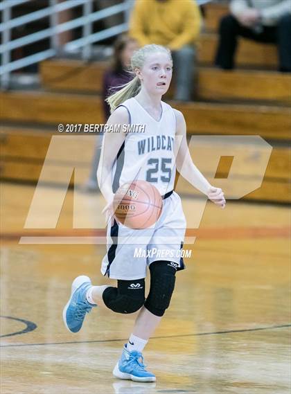 Thumbnail 2 in Fredonia @ Depew (Section 6 Class B Semifinal) photogallery.