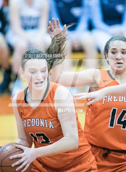 Thumbnail 3 in Fredonia @ Depew (Section 6 Class B Semifinal) photogallery.