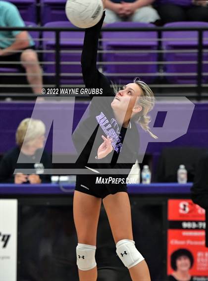 Thumbnail 1 in Tyler Legacy @ Hallsville photogallery.