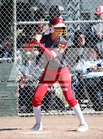 Thumbnail 3 in Escalon vs. Oakdale photogallery.