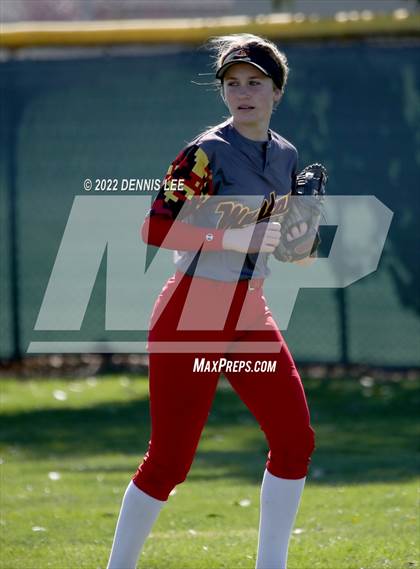 Thumbnail 1 in Escalon vs. Oakdale photogallery.