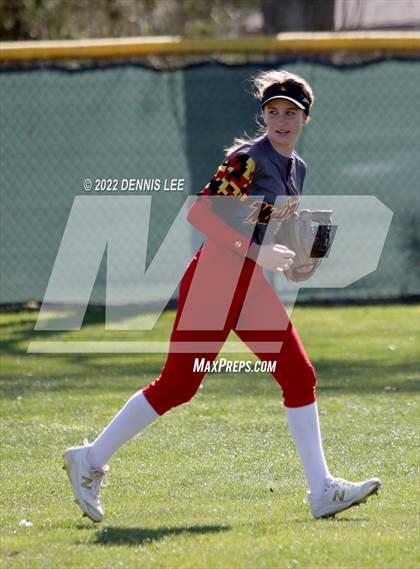 Thumbnail 3 in Escalon vs. Oakdale photogallery.