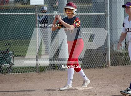 Thumbnail 2 in Escalon vs. Oakdale photogallery.