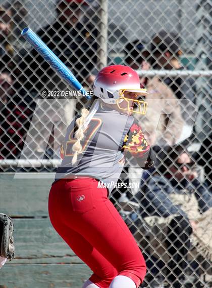 Thumbnail 3 in Escalon vs. Oakdale photogallery.